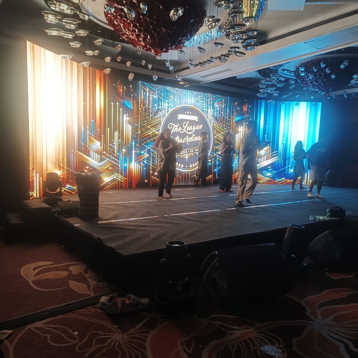 Curve LED Screen