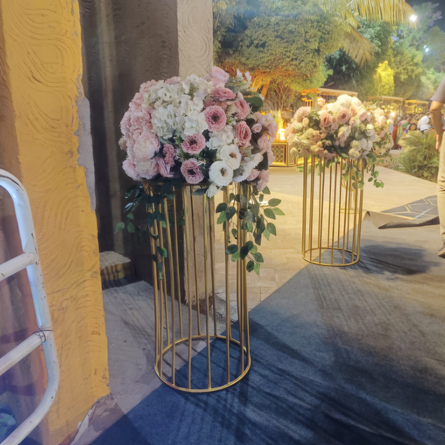 Artificial Flowers for Venue Decoration