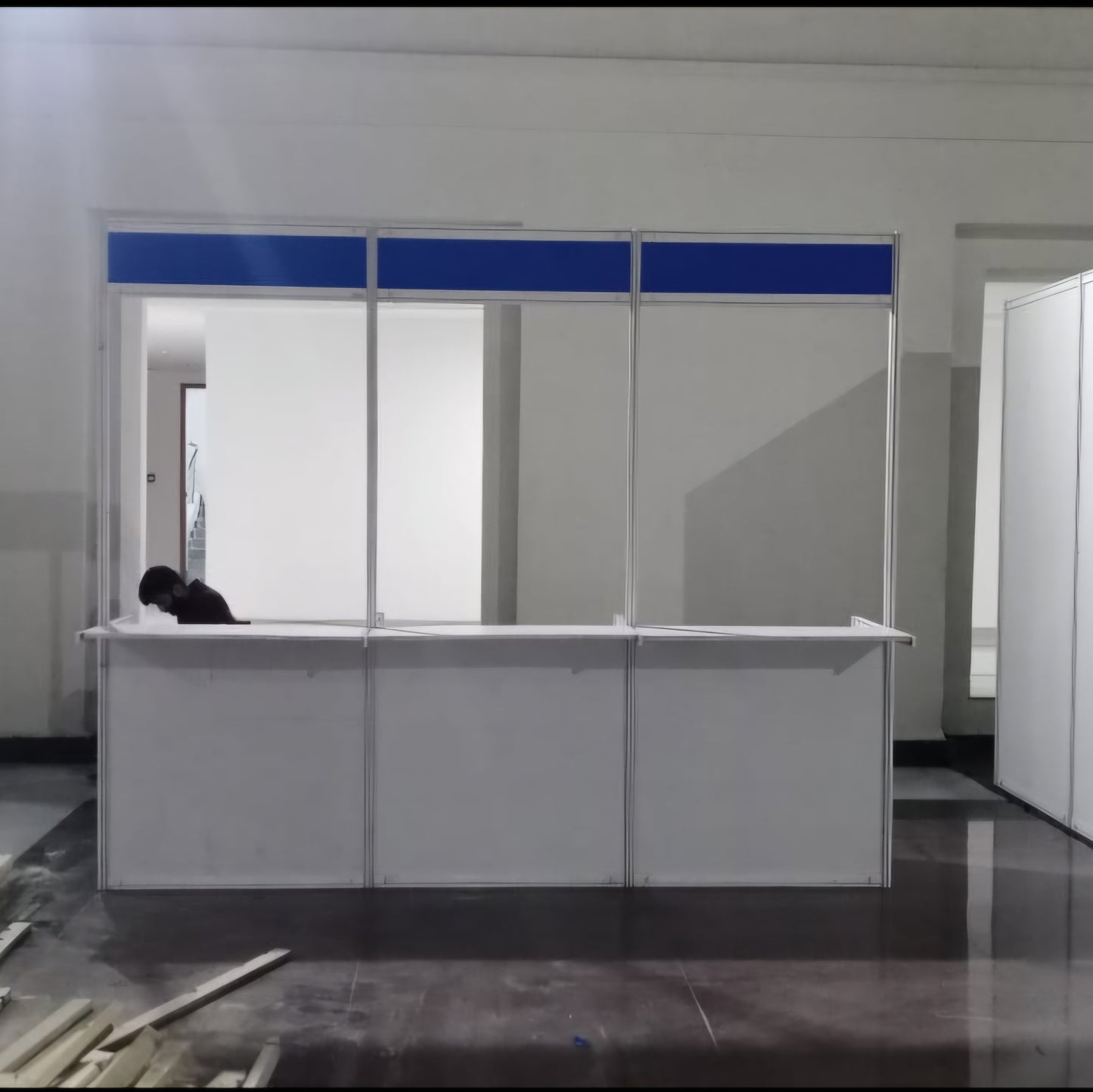 Octonorm Reception Desk