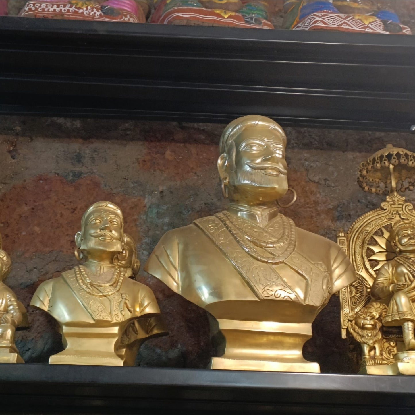 Decorative Statues (Murti)