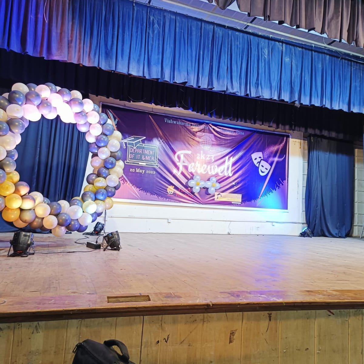 Stage Riser