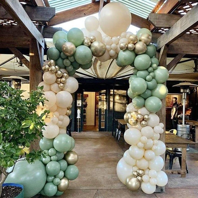 Logo Color Balloon Arch