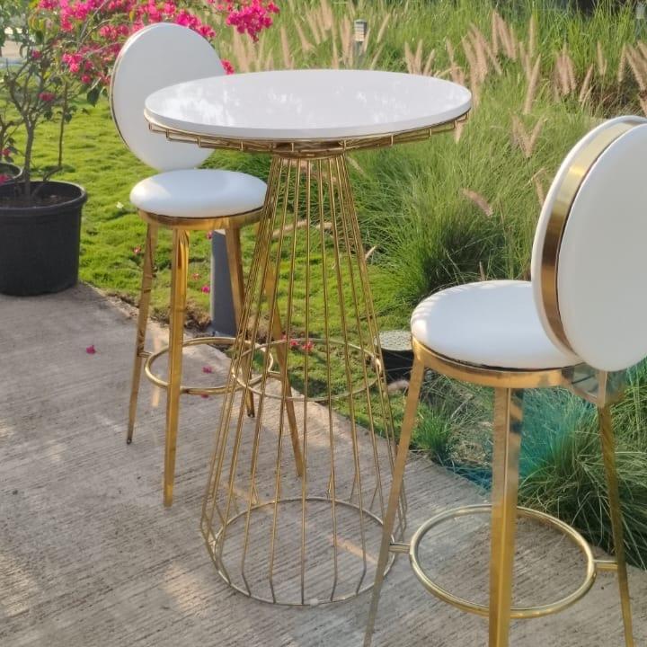 Cocktail Table