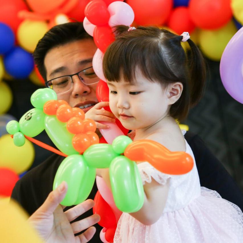 Balloon Sculpture Station