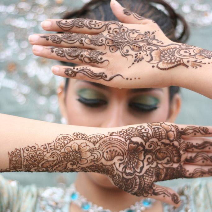 Mehndi Artist Station